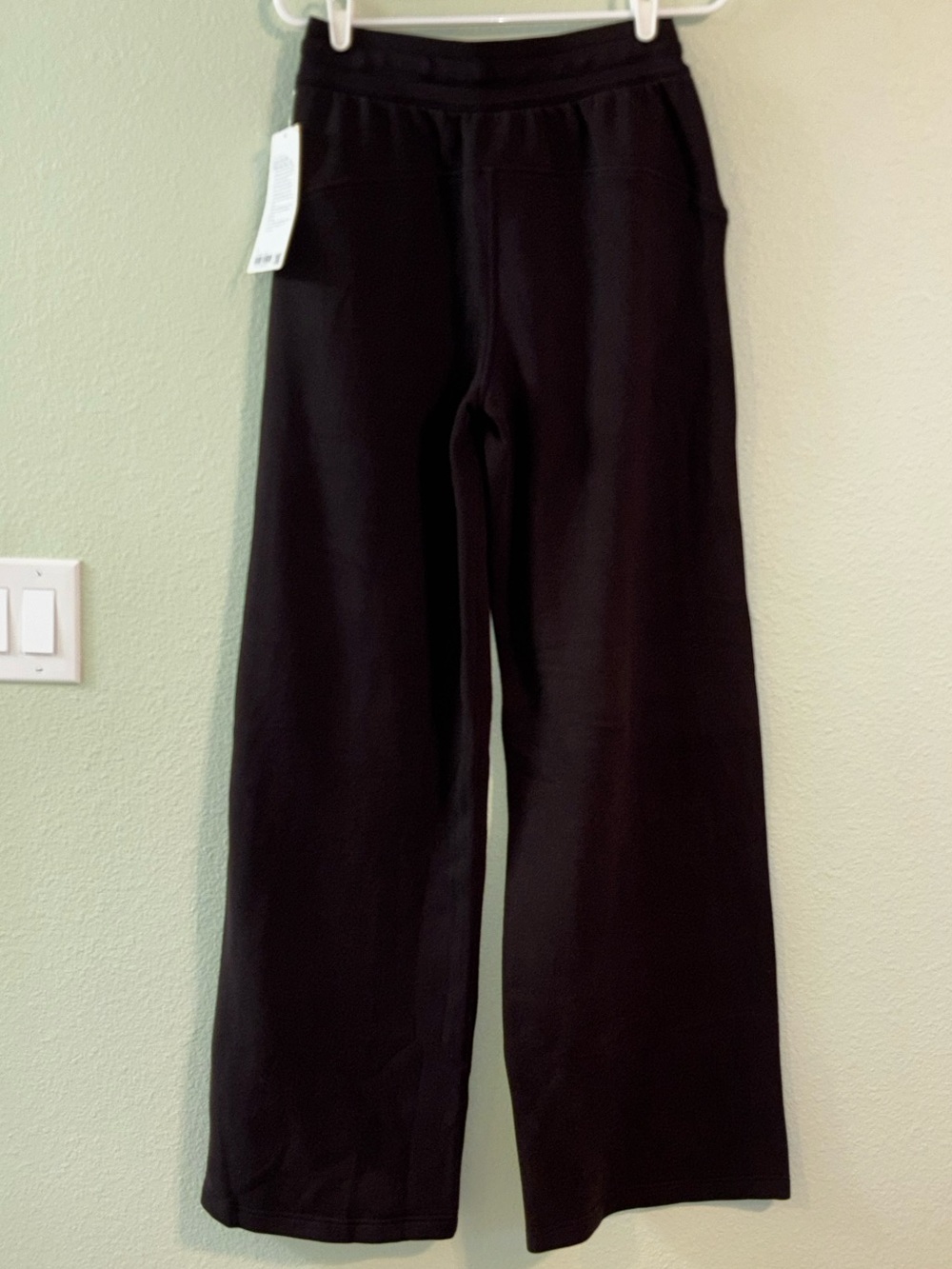Lululemon Scuba Mid-Rise Wide-Leg Pant *TALL Sequoia small - Picture 5 of 8